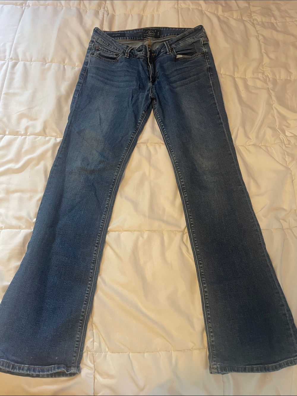 Lucky Brand Dark Blue Flare Jeans size 10 29/30” inseam